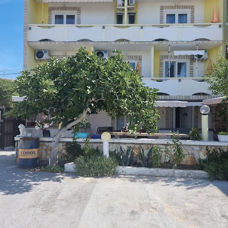 Apartmani Alen Dinjiska Bagian luar foto
